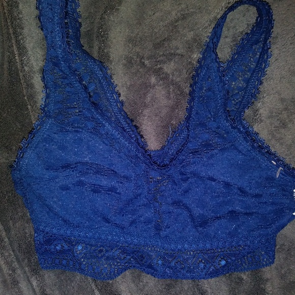 Bralettes - Picture 2 of 5